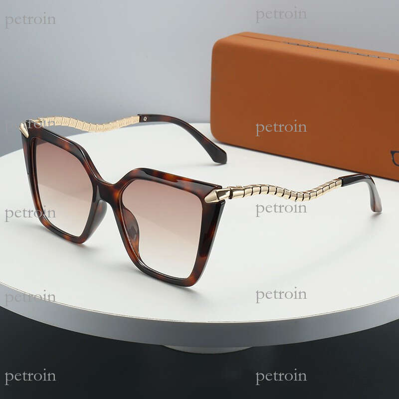 Metal Snake-Shaped Mirror Leg Large Frame Unique Hot Girl Fashion Trend Women's Sunglasses 2025 New Model
