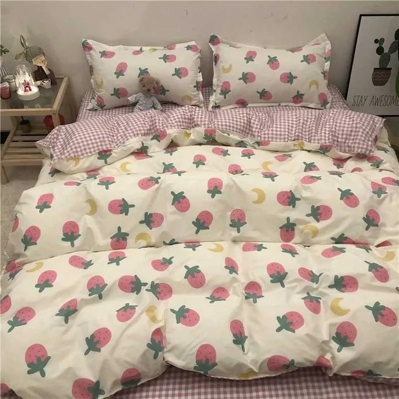8R Multi-Purpose Plush Blanket: Perfect Companion for All Seasons