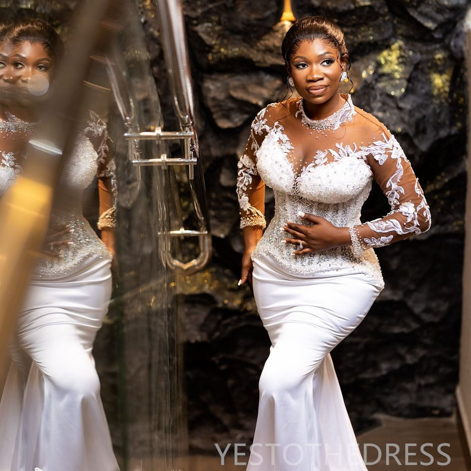 2025 Off White African Wedding Dress Bridal Gowns For Bride High Neck Long Sleeves Appliqued Lace Beaded Pearls Illusion Wedding Gowns For Black Women