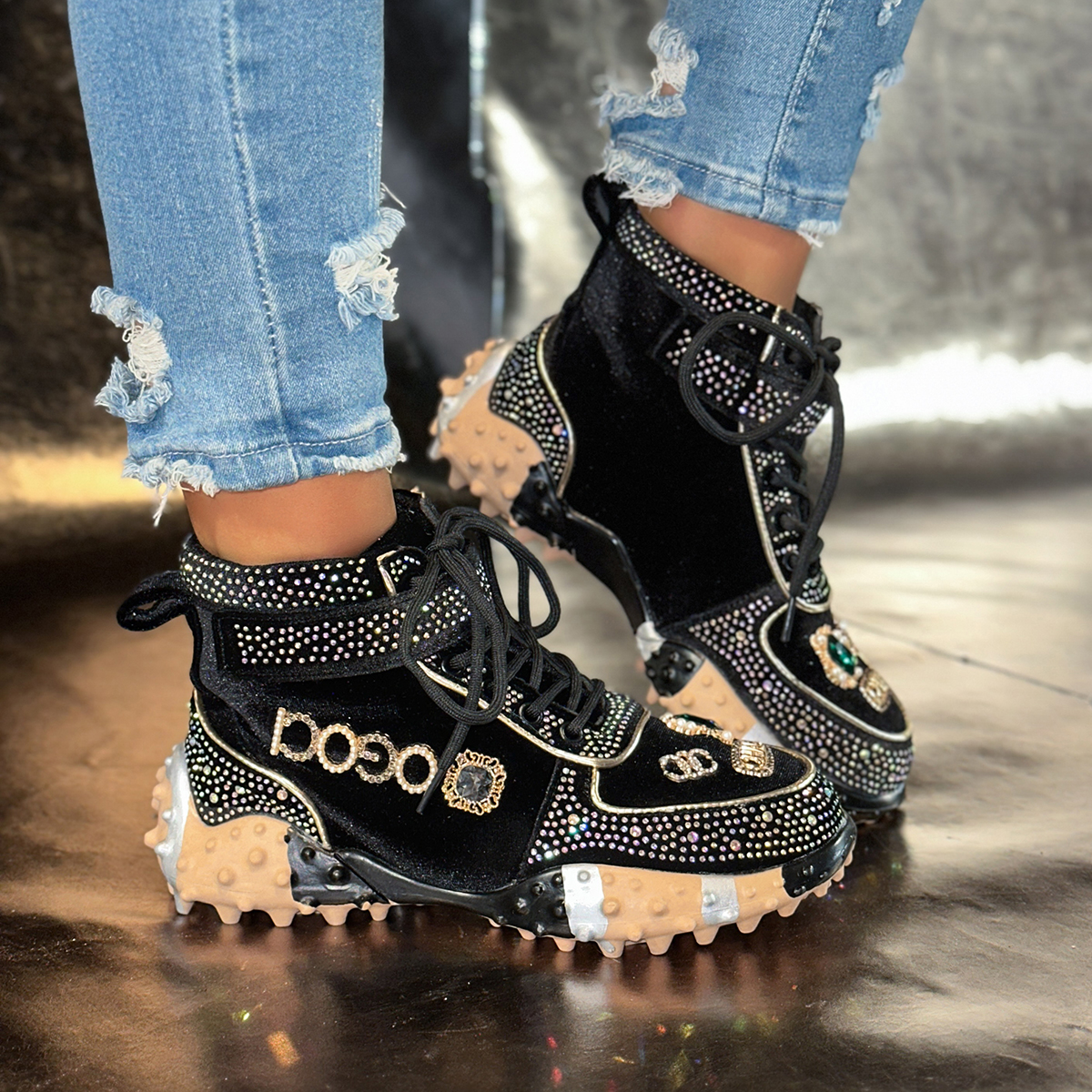 Luxury Women's Shoes Rhinestone Mixed colors Sports Shoes Diamond Breathable Designer Thick Soled Casual Shoes High-quality and Comfortable Outdo