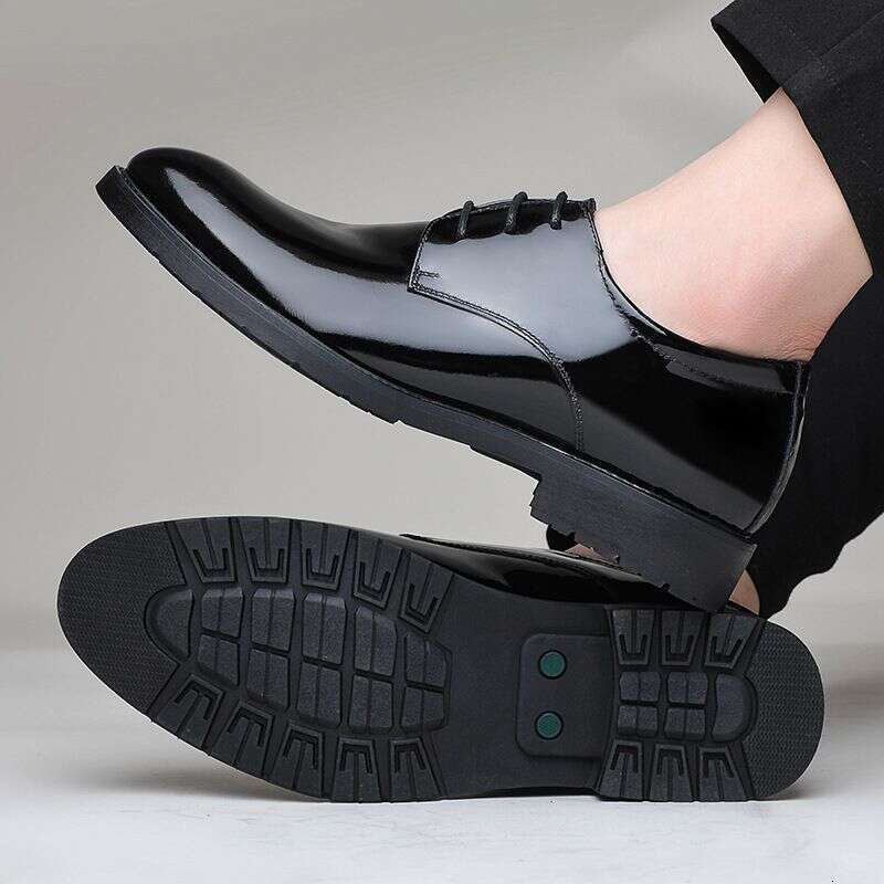 New dress bright patent men business British style pointy wedding party performance leather men's shoes