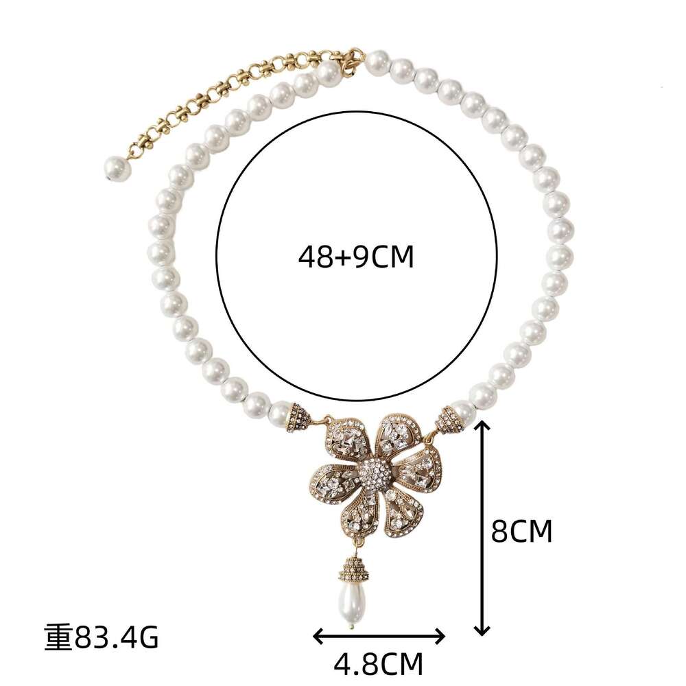 Wind Pearl Chain Inlaid Zirconium Gold Six-Petal Flower Necklace Fashionable Light High-End Elegant Exquisite Women's Jewelry