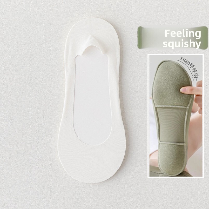 Sponge Pad Ice Silk Boat for Women, Summer Thin Style, Sweat-Absorbent, Breathable, Non-Slip Silicone Invisible Shallow Mouth Women's Socks