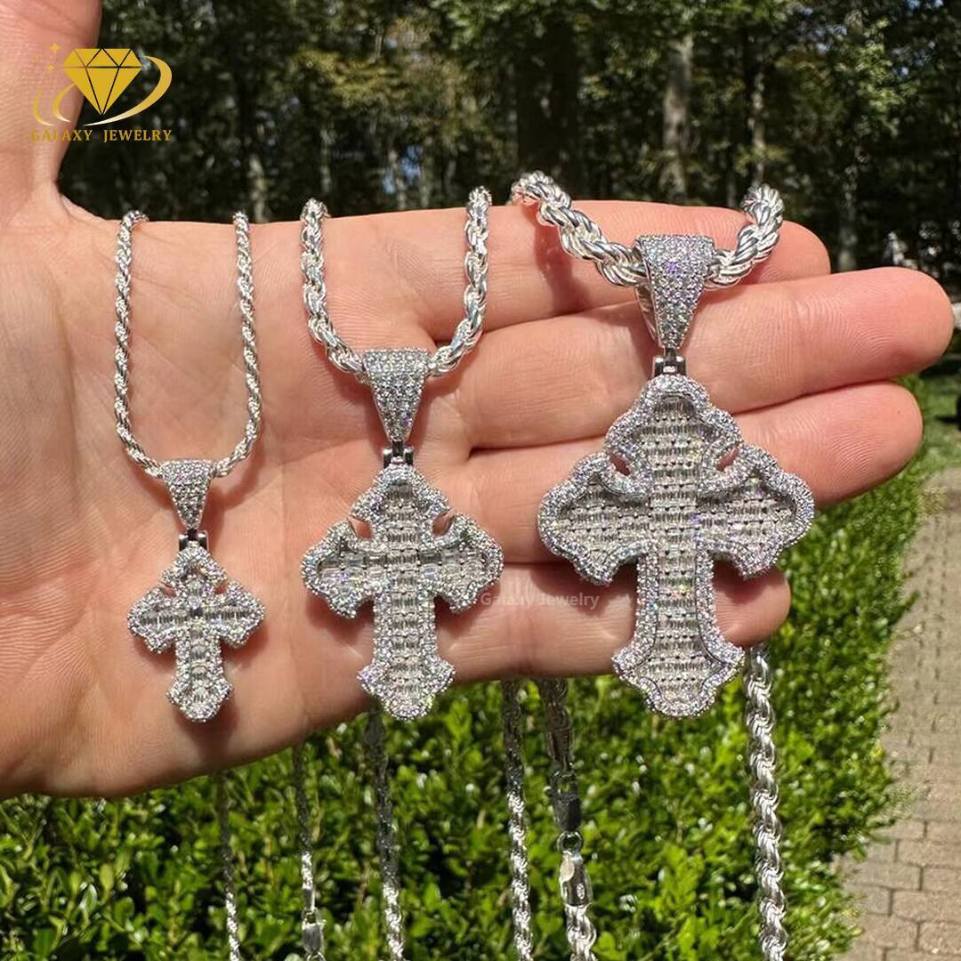 Hot Selling Customized Baguette Moissanite Diamond 925 Sterling Silver Cross Pendant Women Fashion Jewelry Accessories