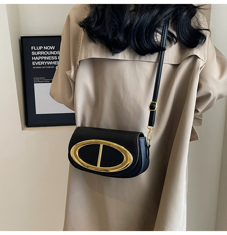 Autumn New Women's Shoulder Bag Women's Fashionable Small Square Bag Autumn New Chain Shoulder Bag Textured Women's Crossbody Bag Autum