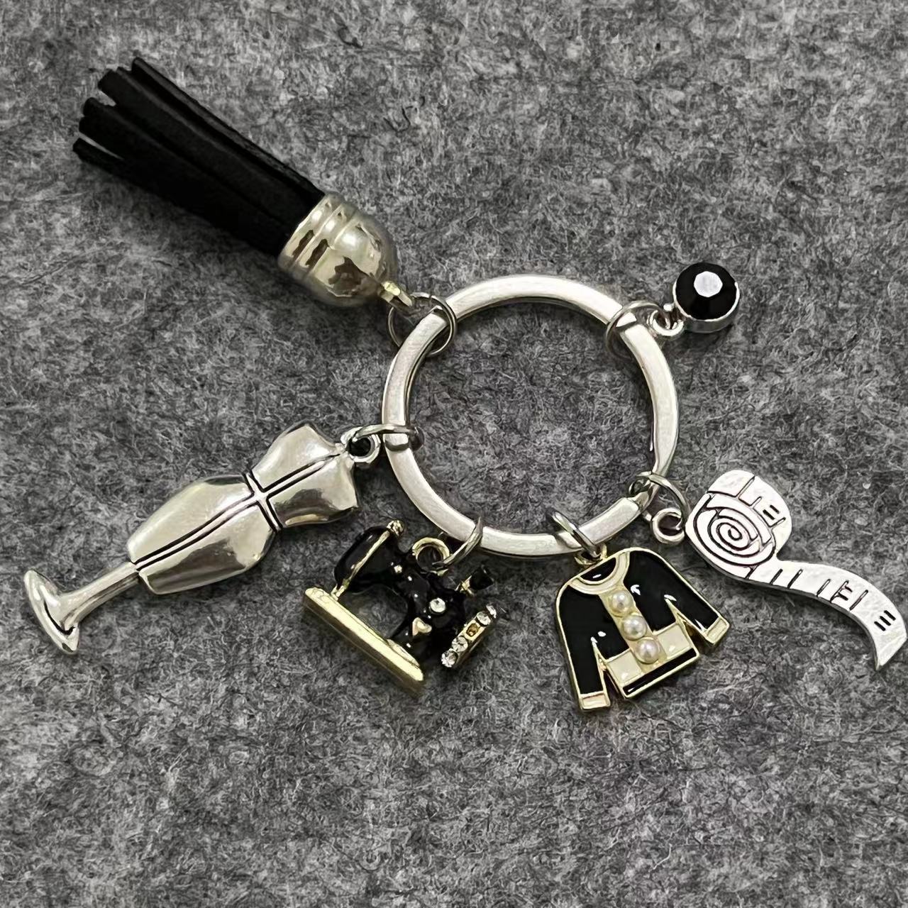 Keychains Fashion Tassel Sewing Machine Keychain Scissors And Clothes Customized Gifts For Friends