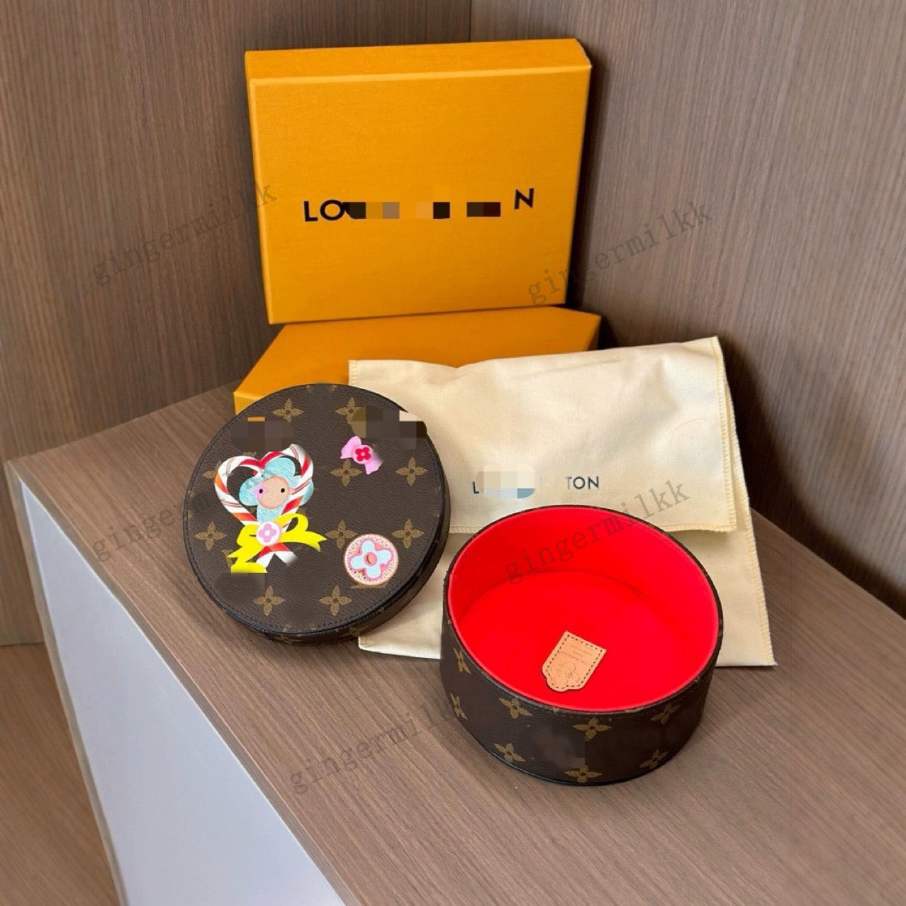 Designer Jewelry Boxes Brown Color Necklace Bracelet Ring Box With Fashion Letter Jewelry Display Packaging Gift Box Organizer Cosmetic Case