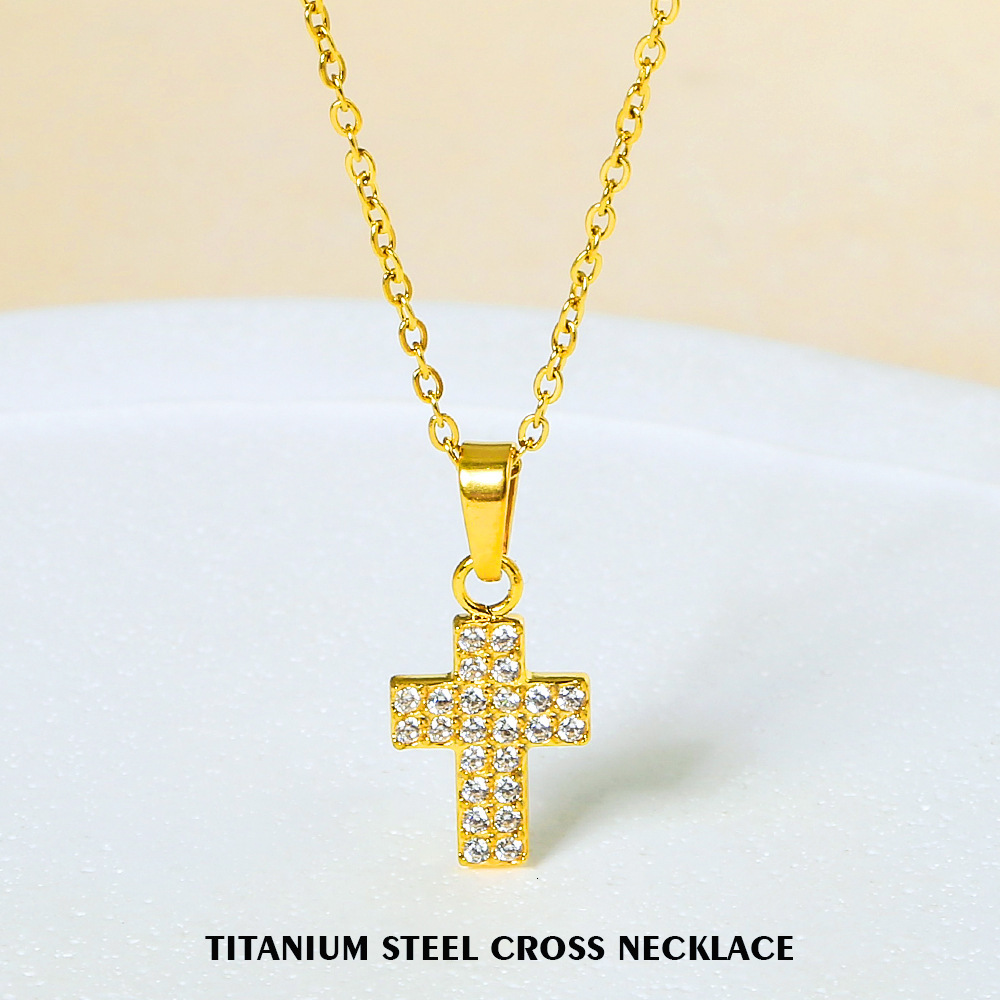 Stainless American Cross Mini Heart Pendant Light High-end Titanium Steel Necklace for Women Non-fading Jewelry for Women