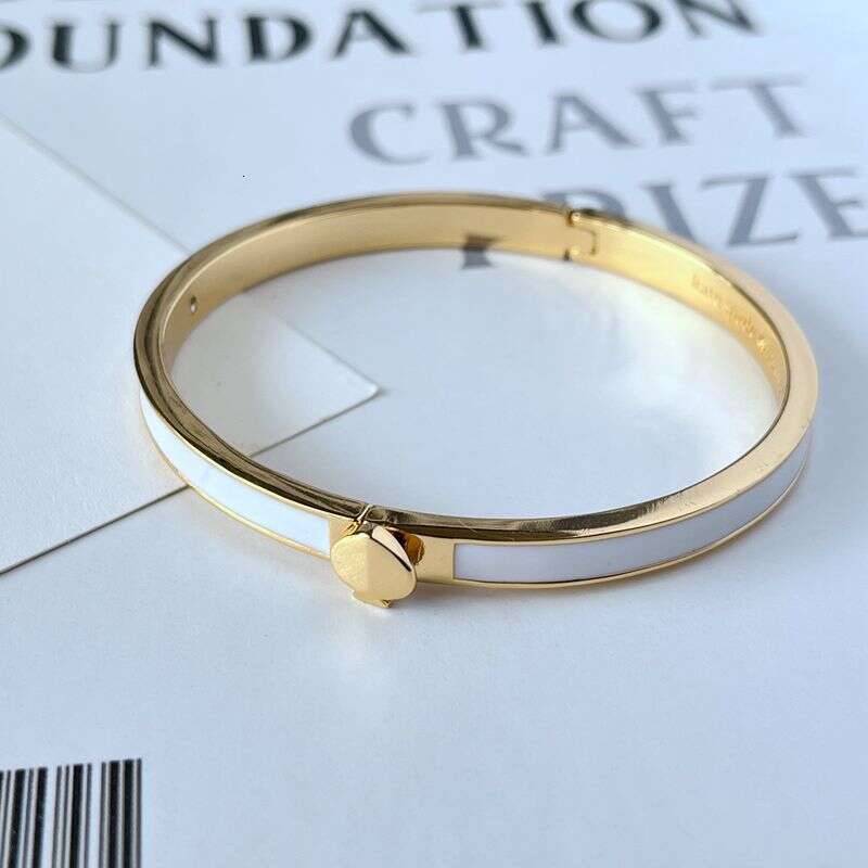 Fashion Light Commuter Niche Ins Cold Style Enamel Inlaid Smooth Metal Bracelet