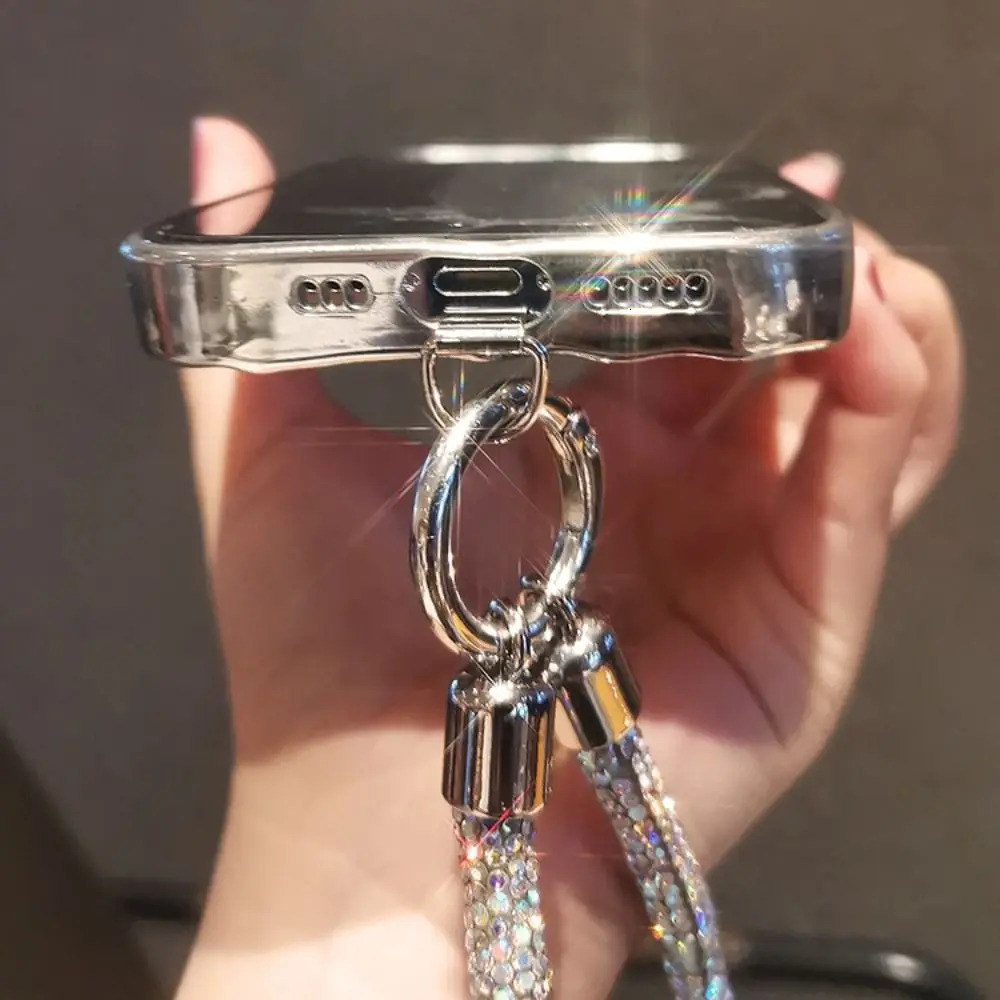 Trendy Glitter Rhinestone Phone Lanyard Bright Bling Diamond Crystal Keychain Anti-lost Wrist Rope Phone Accessories 250814