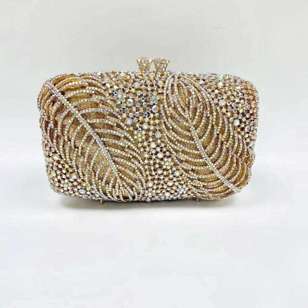 Designer bag 52 bag women 2023 New Deluxe Hollow Dia Women's Handbag Sparkling Crystal Dinner Wedding Paired Hand Bag