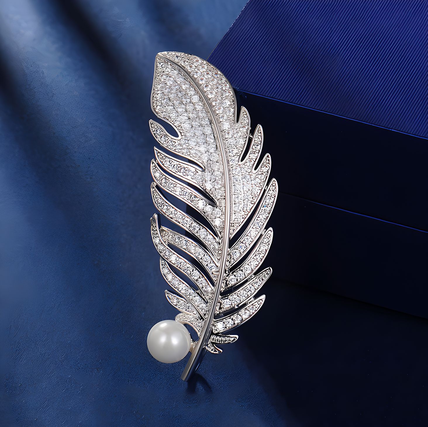 Designer brooch Elegant Zircon broche Version for Women Suit Cheongsam feather brooches ceremonial dress formal events Lapel Pins Birthday luxury Jewe