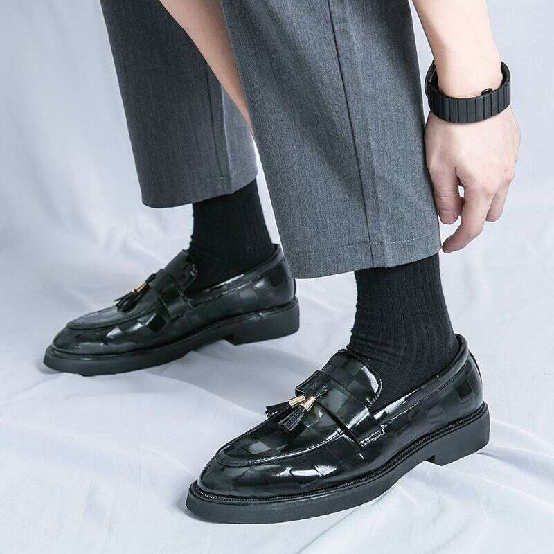 Large For Men 2025 Spring And Autumn New Men's Patent Leather Tassel Size 46 British Wedding Shoes