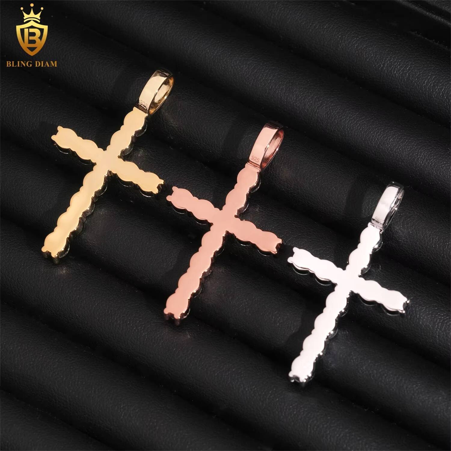 Fashion Jewelry Iced Out Luxury Vvs Moissanite Custom Gold Plated Cross Pendant