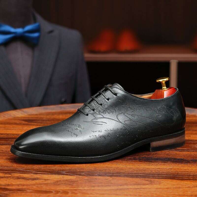 Unbeatable Quality British Pointed Leather 2025 New Formal Business Italian Wedding Groom Suit Youth Men's Shoes