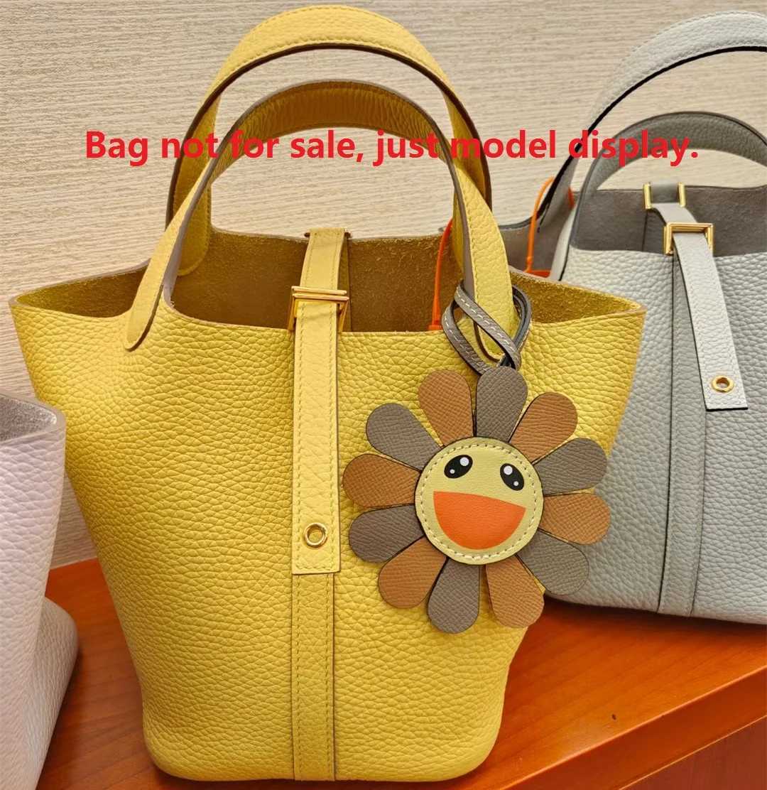 Top Genuine Leather Sun wer Bag Charm Hanging Decoration Ornament for Handbag Backpack Purse Keychain Y250815