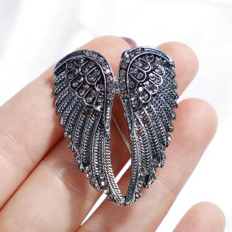 Fashion Crystal Angel Wing Brooch Pins Jewelry Women Men XJ250815