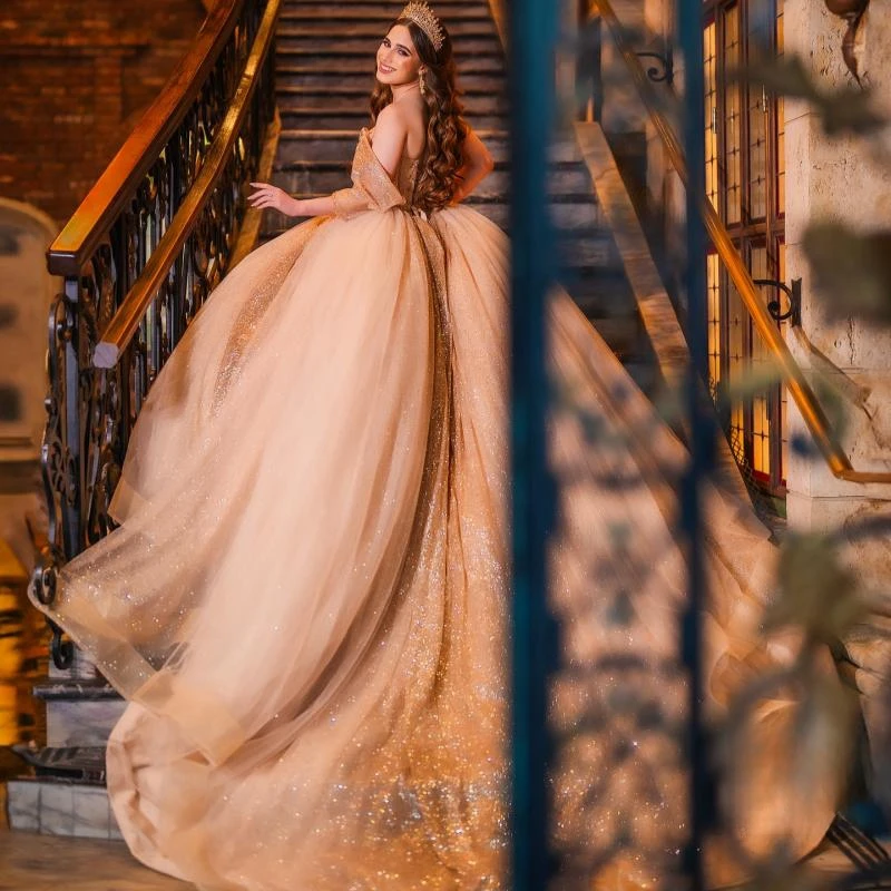 Champagne Shiny Princess Sweet 16 Drress Quinceanera Dresses Beading Crystal Sequin Party Birthday Vestido De 15 Anos Ball Gown