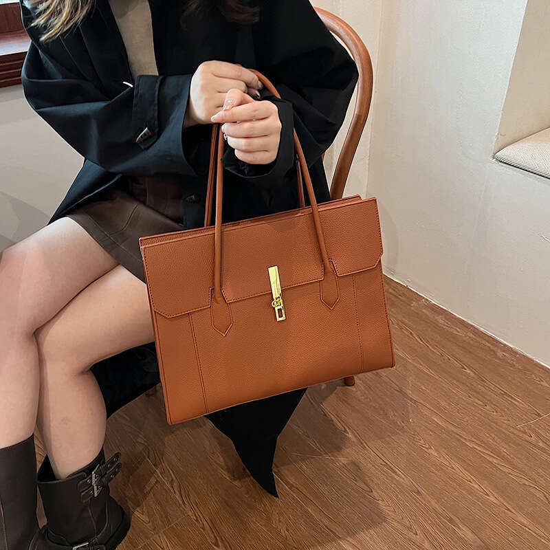 Large Capacity Tote Bags Designer Women for Women 2025 New Niche Versatile Underarm Briefcase Lazy Style Shoulder Bag