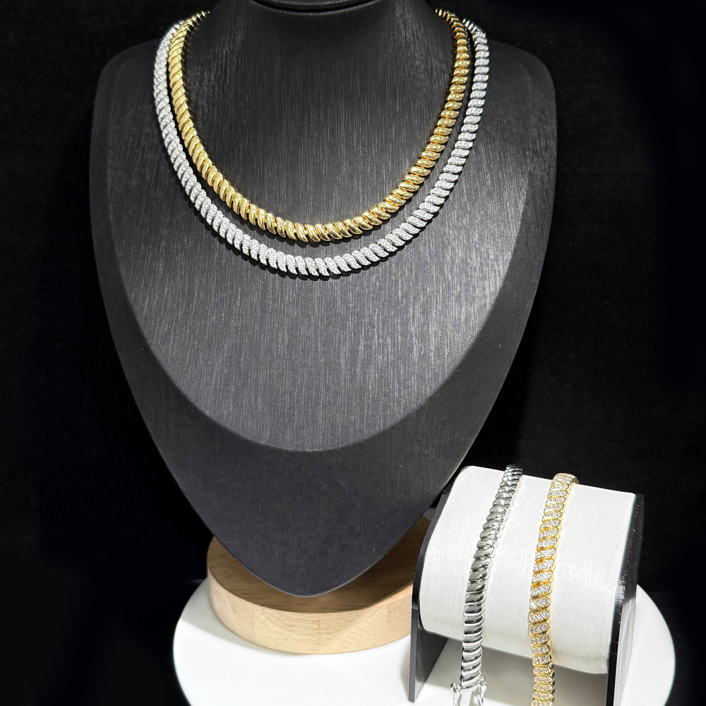 2025 NEW High Quality Bling Cubic Zirconia 7MM leaf Shaped Charm choker Fashion Women necklace Christmas Gift