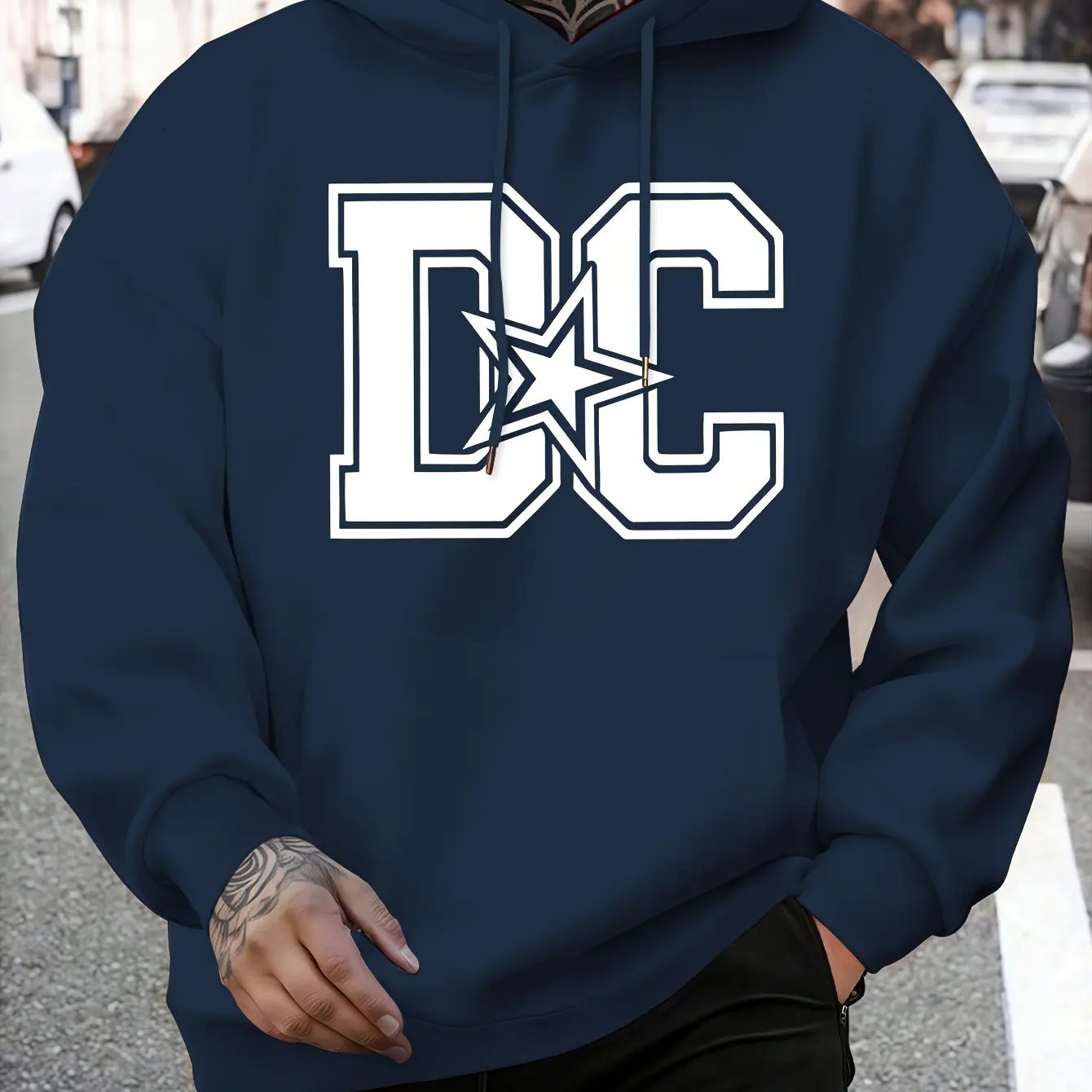 Mens Casual Winter Hooded Sweatshirt Regular Fit Machine Washable Trendy Streetwear Pullover Comfortable Knit Fabric traf 250814