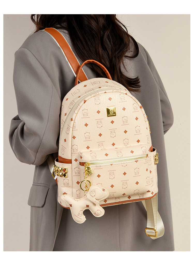 2025 Autumn New Neutral Style Backpack Cute Cartoon Bear Commuter Backpack New Fashion Backpack Large Capacity Autumn New Designer Bag