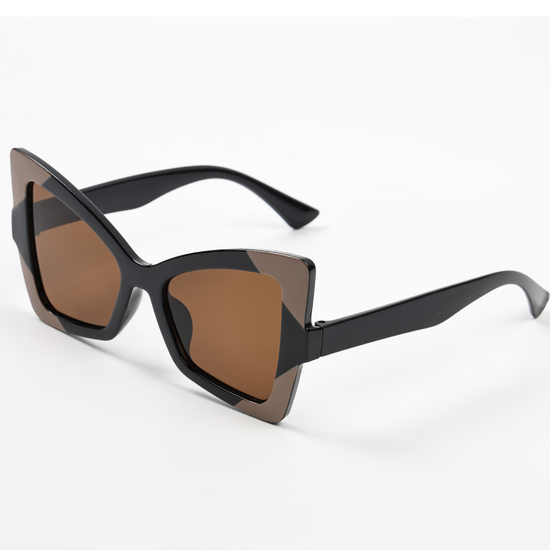 2025 New Arrival Women Butterfly Shaped Elegant Stylish UV Protective Sunglasses Trendy Fashion Sunwear for Daily Outdoor Use