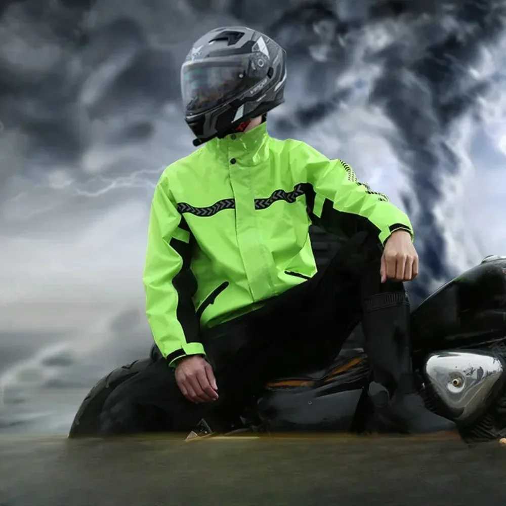 Motorcycle Riders Durable Lightweight Waterproof Cycling Suit Windproof Raincoat and Pants Set Y250814