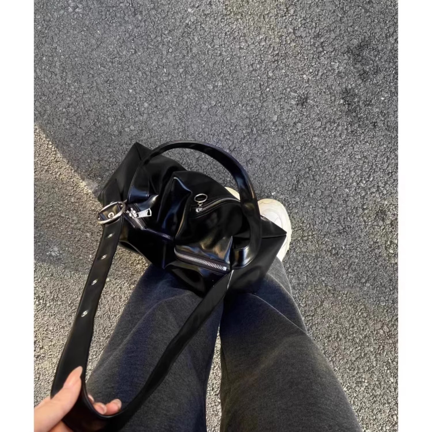 2025 Autumn New Women's Shoulder Bag Soft Leather Texture Handbag Shoulder Strap Adjustable Women's Crossbody Bag Large Capacity Autumn New 