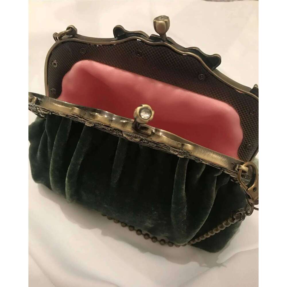 Designer bag 52 Lost In Veet Fabric Soild Purse Metal Frame Kiss Lock Evening Clutch Vintage Nickel Farmyard
