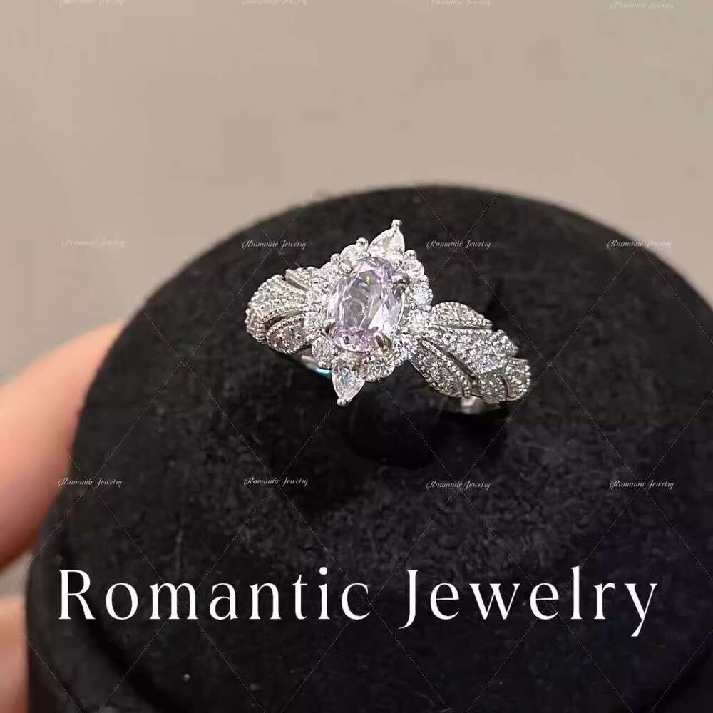 Designer Jewelry Provence ~ Super Shiny for Women Light Purple Zircon Luxury High-end Sense Temperament Open R Band
