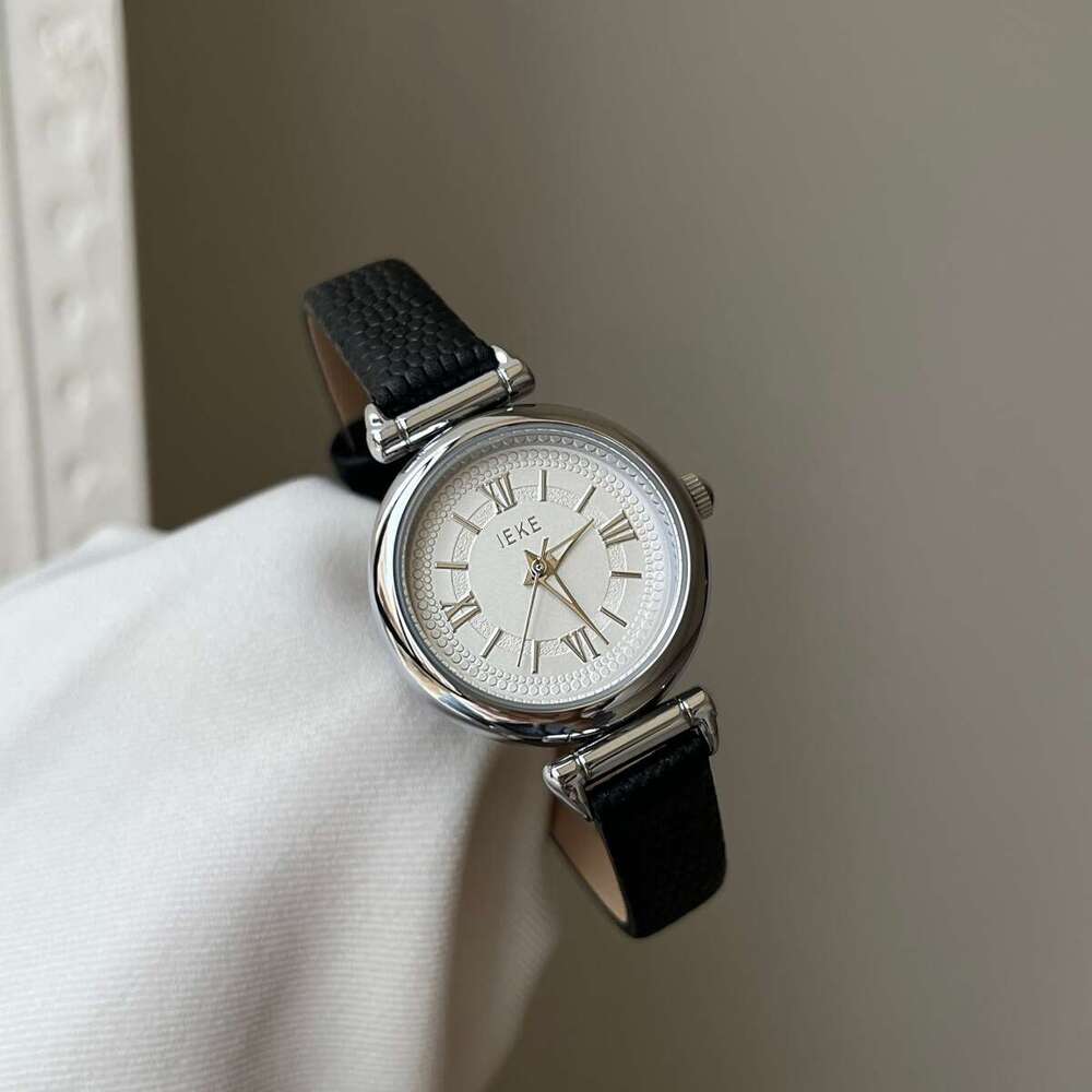 Hot-Selling Designer Small Brown Watch for Women Korean Version Simple Elegant Artistic Roman Numerals Versatile
