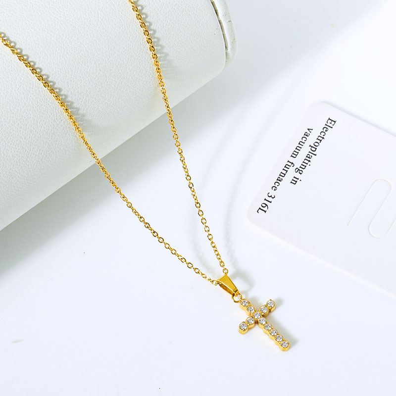 Titanium Steel Trendy Cross Necklace Non-Fading Women Summer High-End Dopamine Light Style Crow Heart Jewelry for Women