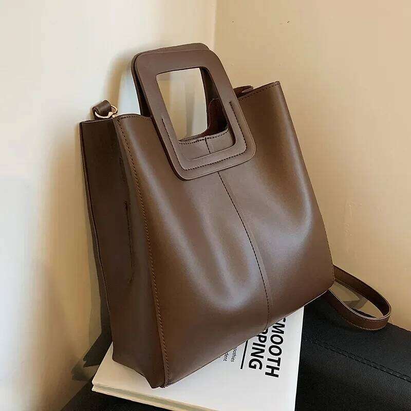 Designer Bags Popular Large Tote For Women New Autumn Winter Retro Design One Shoulder Portable Bucket Bag Handbag Luxury Bag