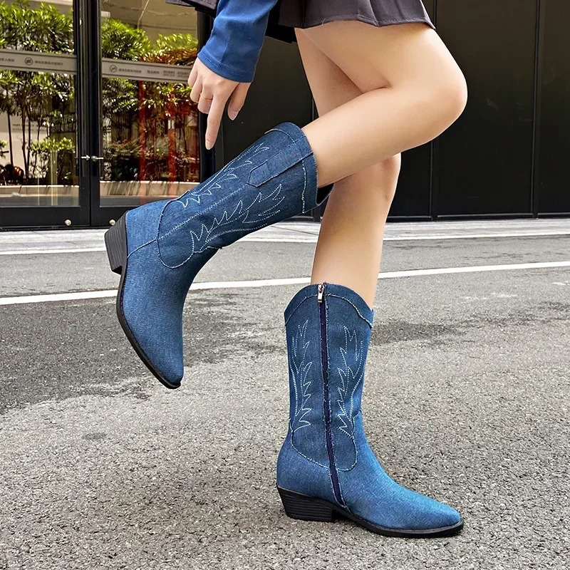 Blue Cowboy Knight Motorcycle Womens Boots Embroidered Retro Western All-match Thick Heels Outdoor Denim Mid Calf Boots 250809