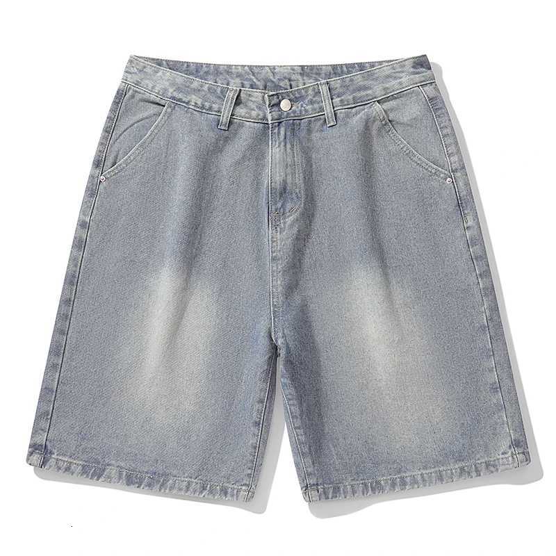 2025 summer new denim shorts mens loose Korean retro crease short jeans fashionable washed casual denim shorts new streetwear Y250814