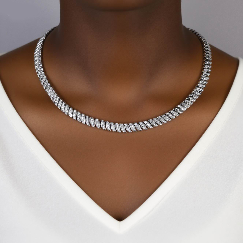 2025 NEW High Quality Bling Cubic Zirconia 7MM leaf Shaped Charm choker Fashion Women necklace Christmas Gift