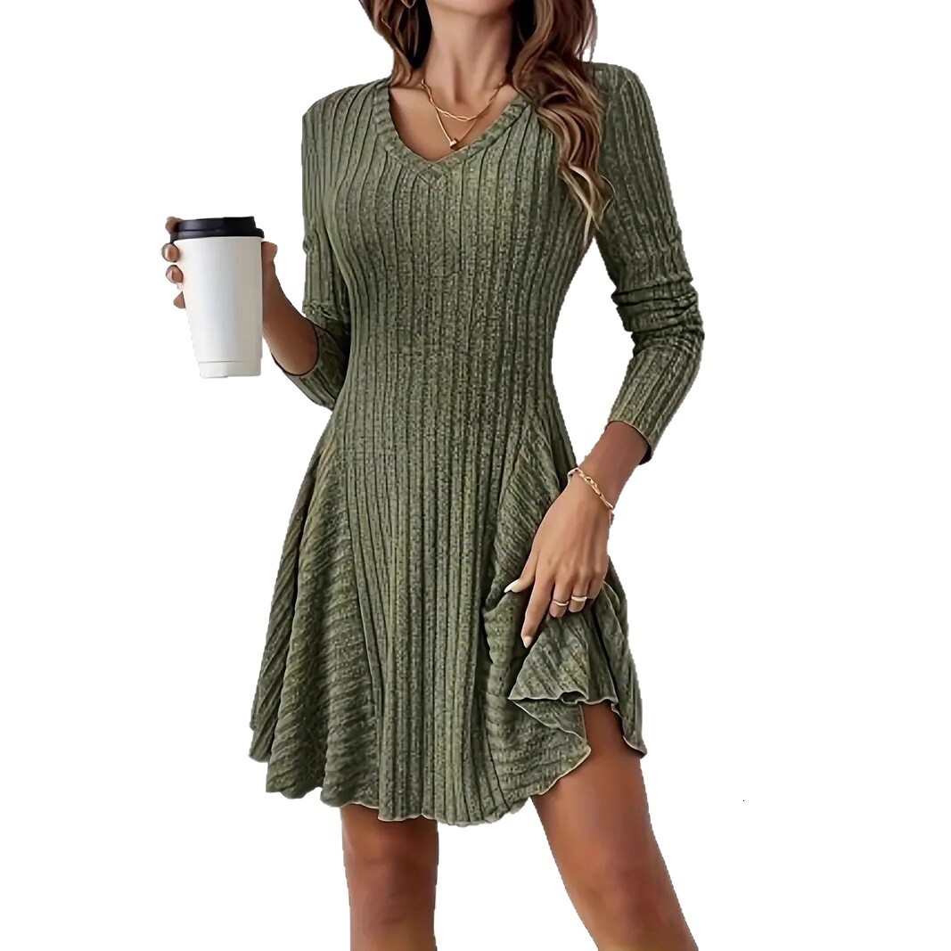 2025 Autumn Winter Fashion Knitted A-line Long Sleeve Dress