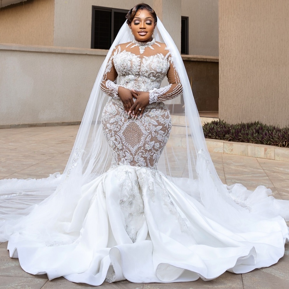 2025 Aso Ebi Plus Size Ivory Mermaid Wedding Dress Floral Lace Beaded Crystals Illusion Satin Bridal Gowns Dresses ZJ06180