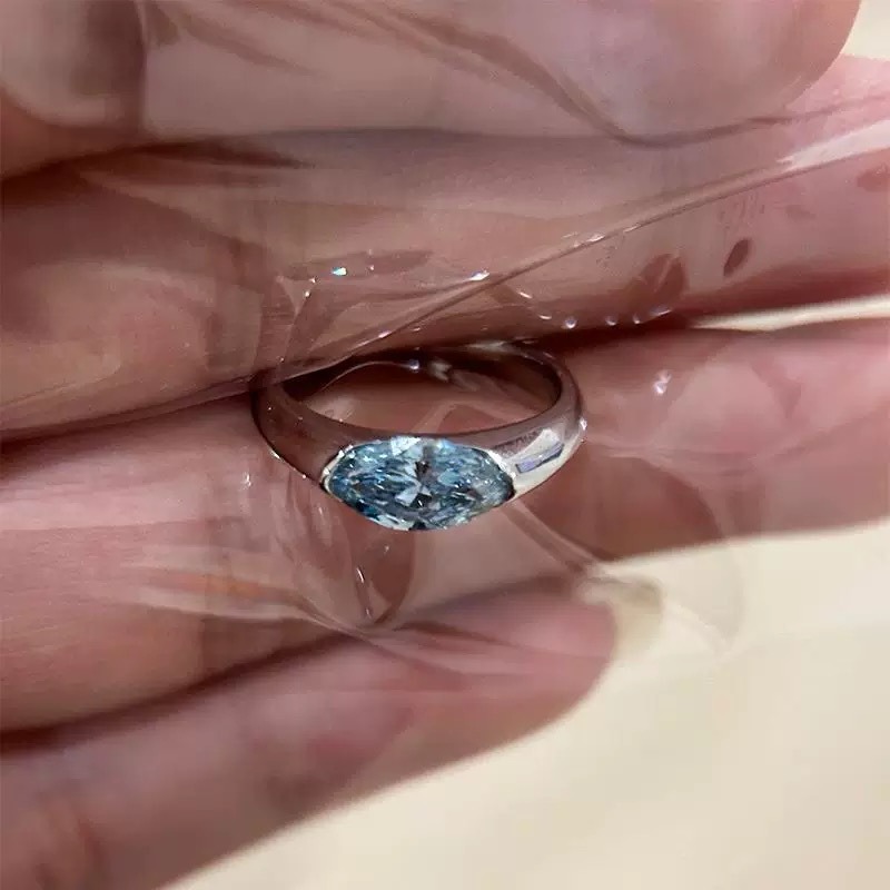 Chic Unisex Designer Ring with Sparkling Blue Cubic Zirconia Stones Set in Premium S925