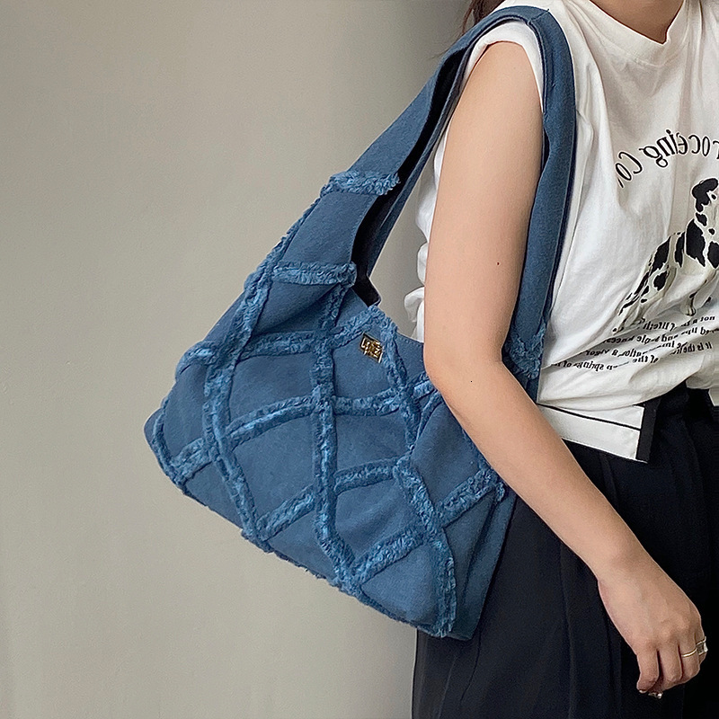 2025 Autumn New Women's Shoulder Bag Fashion New Women's Denim Canvas Bag Large Capacity Shoulder Bag Autumn New Designer Bag Armpit Tote Ba