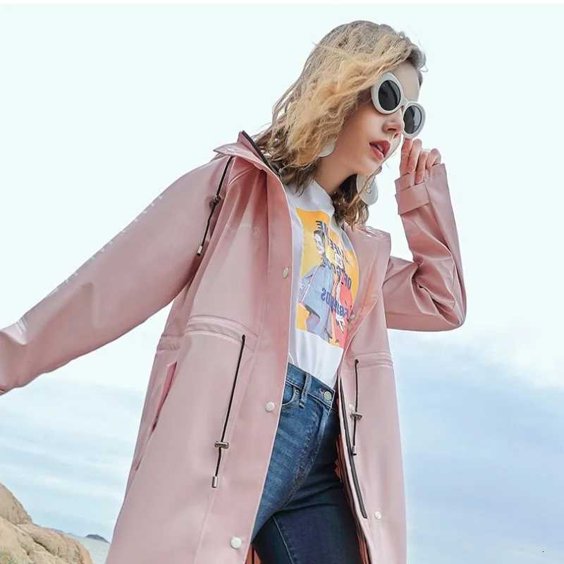 Fashion Long Raincoat Outdoor Double-layer Rainproof PU Raincoat for Men and Women Poncho Impermable Velo Y250814