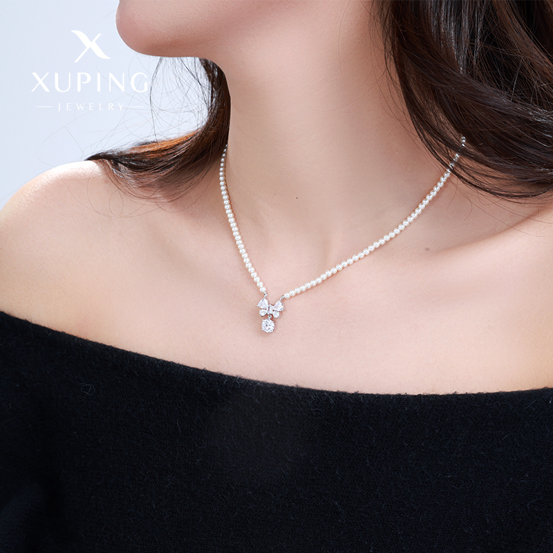 Women's Cross Zircon Non-Fading Simple High-End Feel Dongguan Titanium Steel Necklace Accessories Light Niche Jewelry for Women