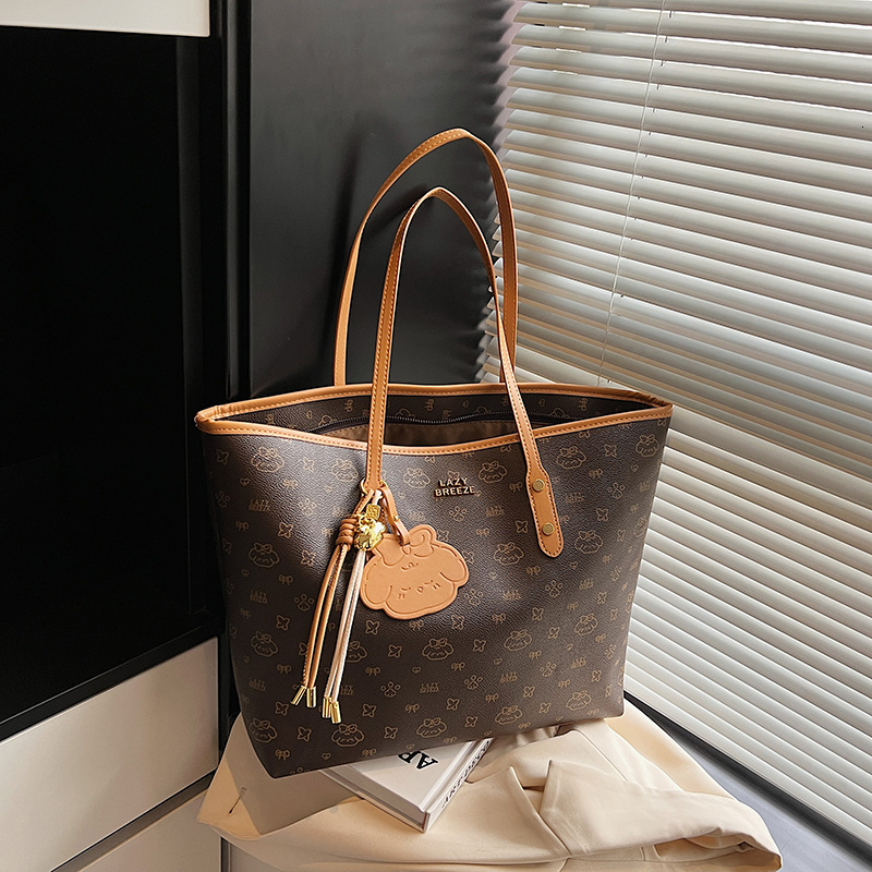 Large Capacity Luxury Women's Vintage Handbag Free Shipping Designer New Minimalist Single Shoulder Underarm Bag Fashion Casual Shopping Bag