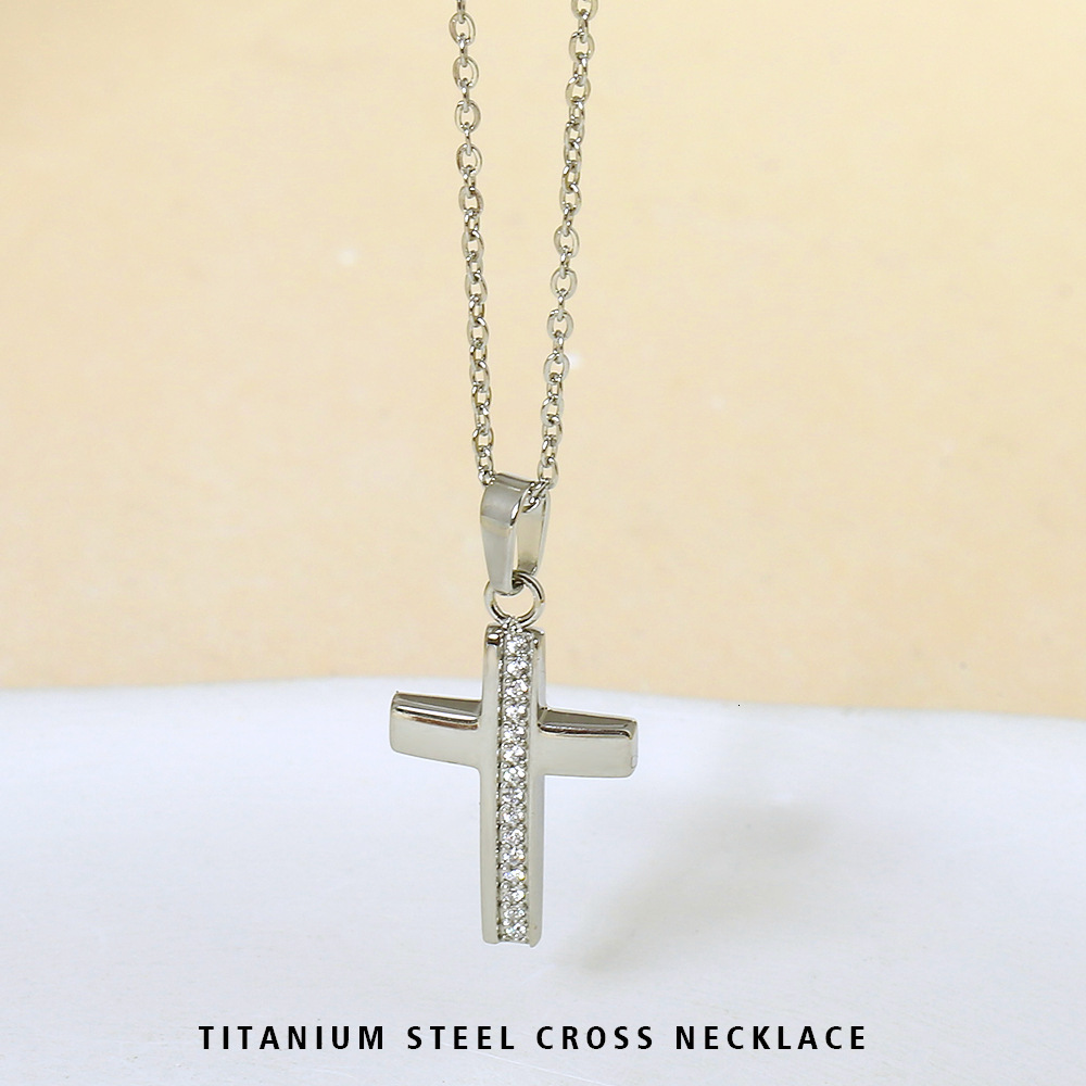 Titanium Steel Cross Non-Fading Simple Women's Light Niche High-End Zircon Necklace Accessory for Women Summer Jewelry for Women