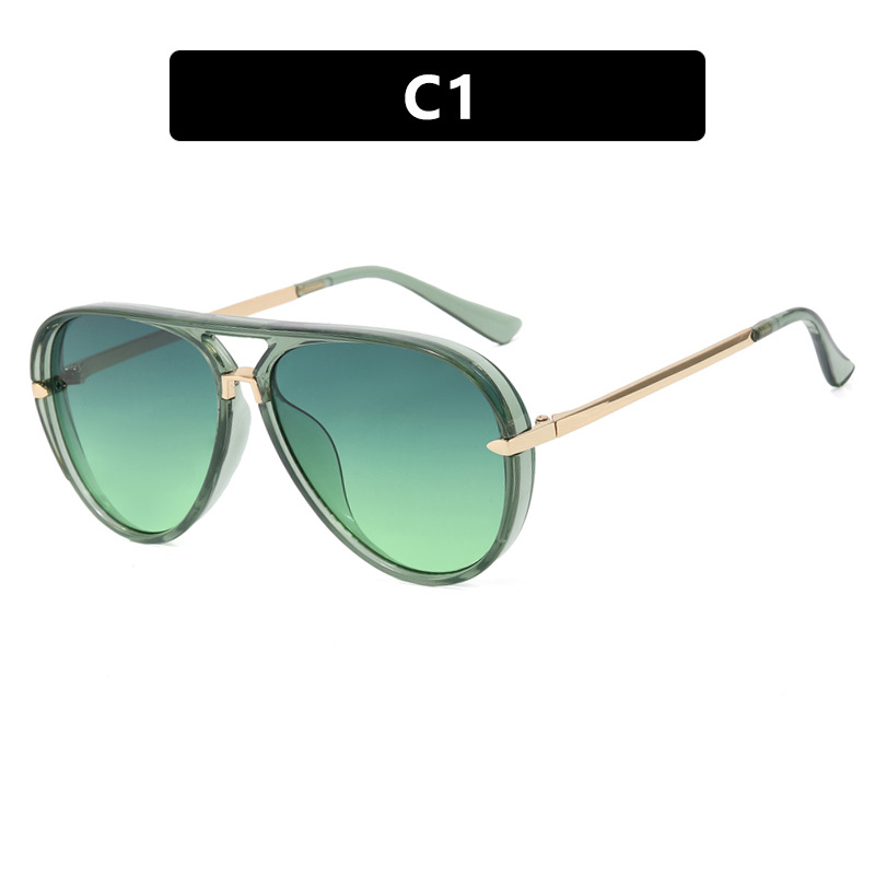 2025 New Arrival Women Retro Bug Eyed Over sized Sunglasses Trendy European American UV Protective Sunwear Influencer Favorite
