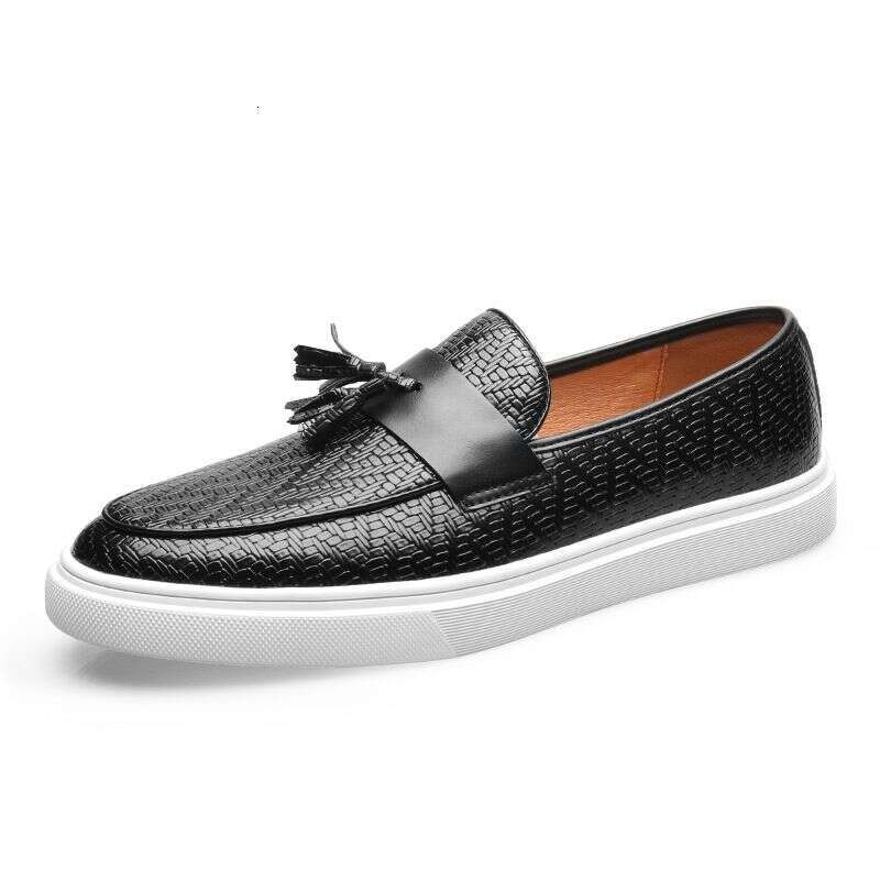 British Style One Legged Tassel Loafers Men's Casual Shoes, Versatile And Fashionable Patterned Bean Shoes For Men