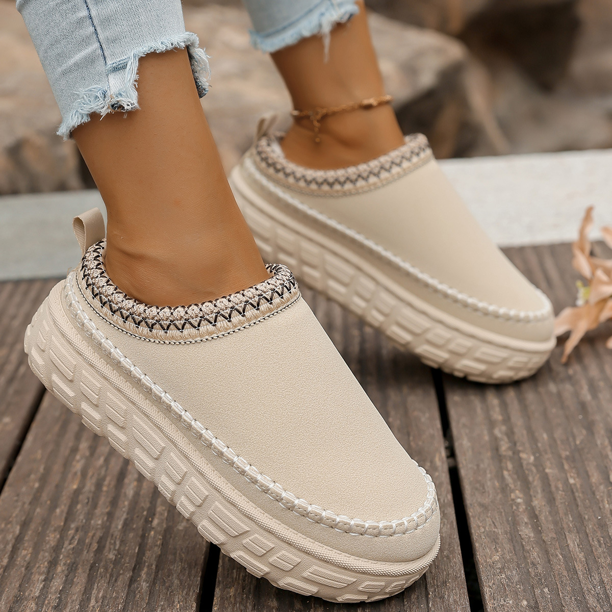 Fashion Round Toe Lace Trim Chunky Sole Snow Boots 2025 New Design Ankle Height Plush Fleece Lined Warm Womens Winter Shoes Free Shipping