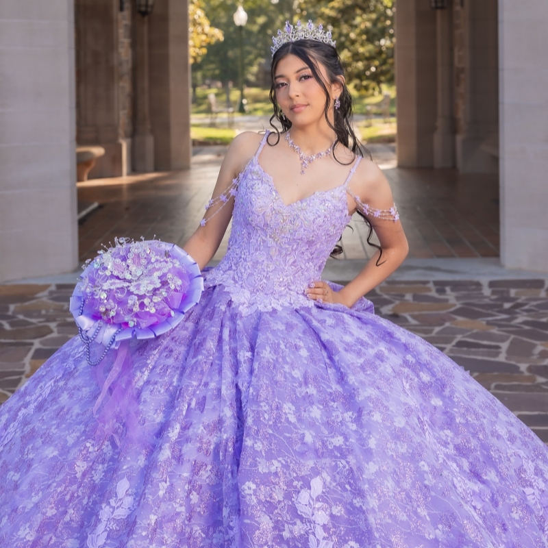 Lavender Shiny Quinceanera Dresses Spagheti Strap Sequin Applique Bow Beads Corset Tull Party Birthday Ball Gown Vestidos De 15 Anos Sweet 16 Dress