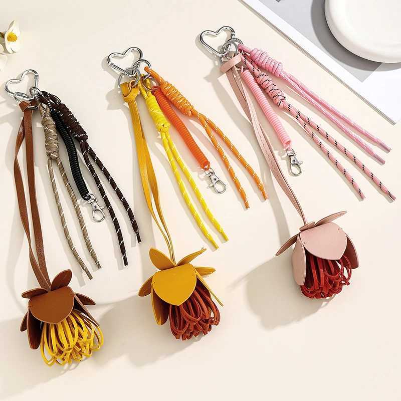 New Leather Wer Keychain Fashion Hanging Ornaments Lanyard Bag Accessories For Women Cute Bag Charm Pendant With Braided Rope Y250815